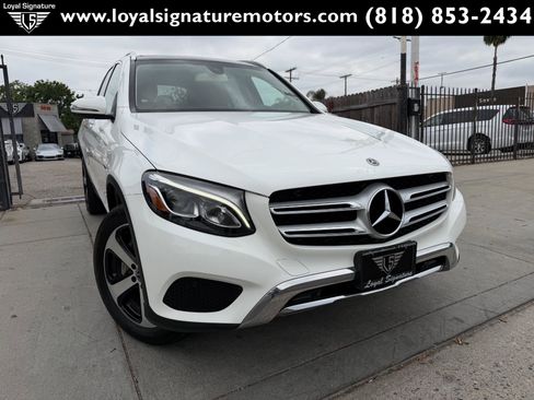 Used 2019 Mercedes-Benz GLC 350e 4MATIC image 1