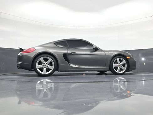 Used 2016 Porsche Cayman RWD image 23