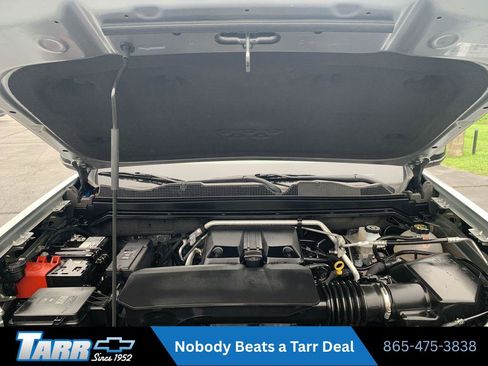 Used 2025 Chevrolet Colorado ZR2 w/ Technology Package AWD/4WD image 17
