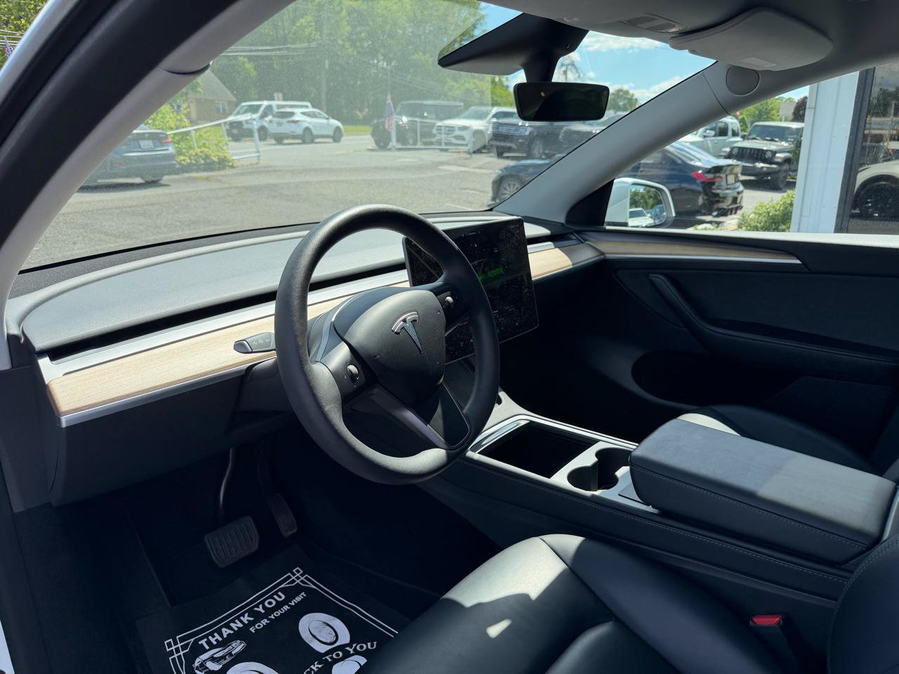 Used 2023 Tesla Model Y Long Range AWD/4WD image 10