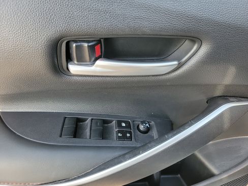 Used 2024 Toyota Corolla SE image 7