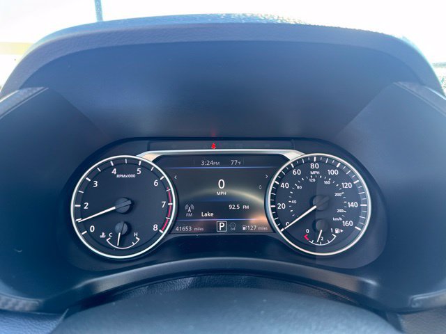 Used 2025 Nissan Sentra SV FWD image 16