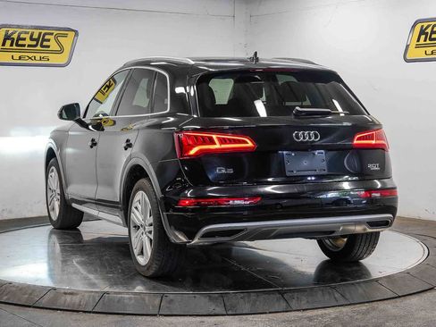 Used 2018 Audi Q5 2.0T Premium Plus w/ Premium Plus Package AWD/4WD image 2