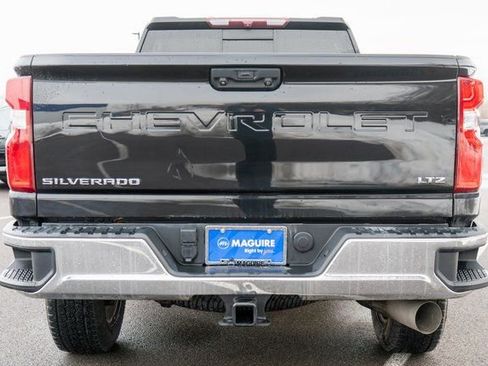 Used 2021 Chevrolet Silverado 2500 LTZ w/ LTZ Convenience Package AWD/4WD image 7