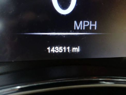 Used 2017 Jeep Grand Cherokee Laredo AWD/4WD image 22