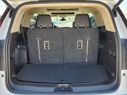 Used 2023 GMC Acadia Denali image 16