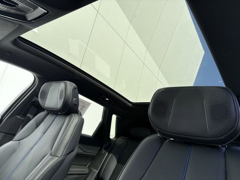 Used 2024 Cadillac Lyriq Sport w/ LPO, Floor Liner Package AWD/4WD image 15