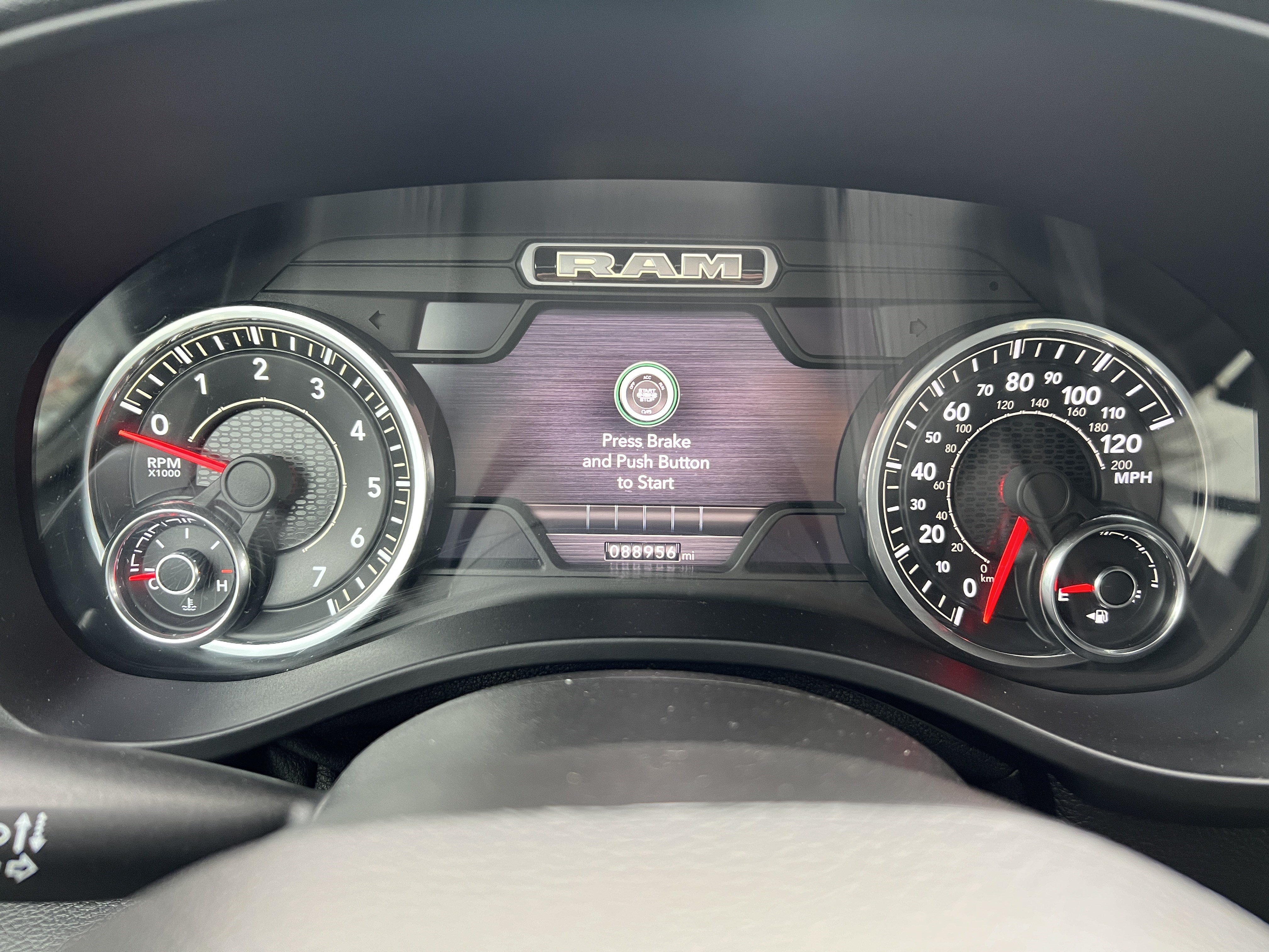 Used 2020 RAM 1500 Sport w/ Level 2 Equipment Goup w/2_L AWD/4WD image 25