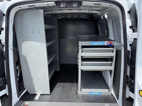 Used 2020 Ford Transit Connect XL image 5