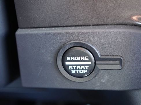 Certified 2025 Ford Bronco Badlands AWD/4WD image 31