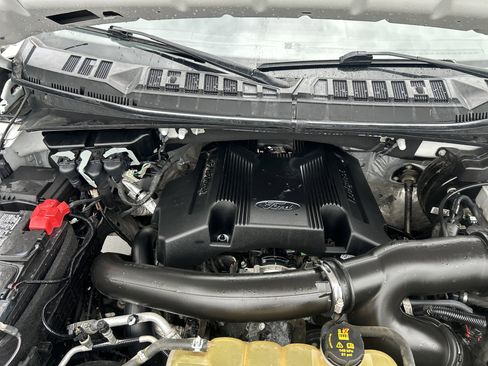 Used 2020 Ford F150 XL w/ Equipment Group 101A Mid AWD/4WD image 30