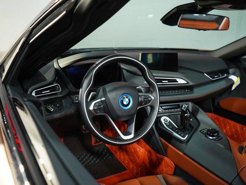 Used 2019 BMW i8 Roadster image 71