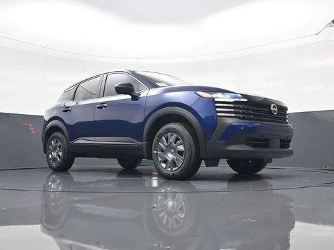 New 2026 Nissan Kicks S image 17