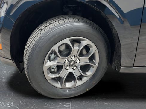 Used 2024 Ford Maverick XLT FWD image 32