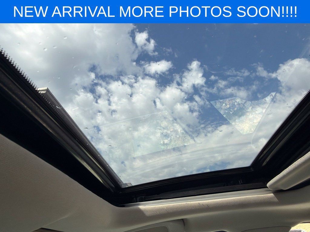 Used 2016 Nissan Altima 2.5 SL w/ Moonroof Package FWD image 12