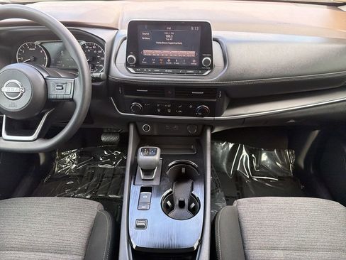 Used 2022 Nissan Rogue S FWD image 12