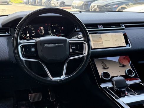Used 2021 Land Rover Range Rover Velar R-Dynamic S image 28