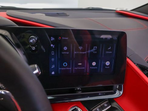 Used 2024 Chevrolet Corvette Stingray Preferred Conv w/ Z51 Performance Package RWD image 28