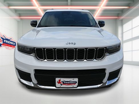 Used 2023 Jeep Grand Cherokee L Laredo AWD/4WD image 6