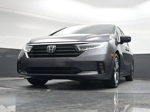 Used 2023 Honda Odyssey Touring image 29