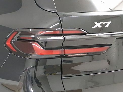 New 2026 BMW X7 xDrive40i w/ M Sport Package image 11