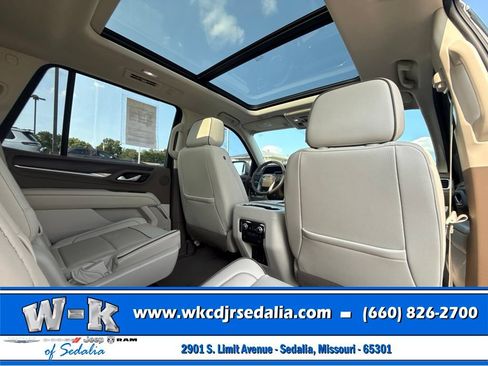Used 2021 GMC Yukon Denali AWD/4WD image 36