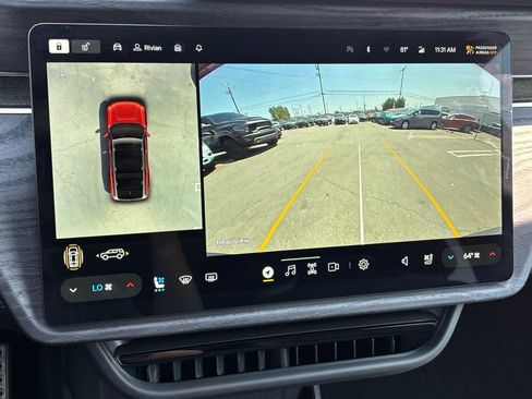 Used 2024 Rivian R1S Adventure image 21