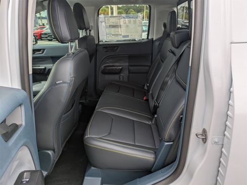 New 2025 Ford Maverick Lobo image 12