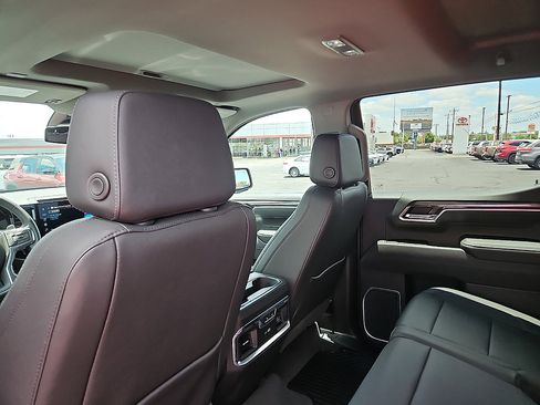 Used 2026 Chevrolet Silverado 1500 LTZ w/ LTZ Premium Texas Edition RWD image 9