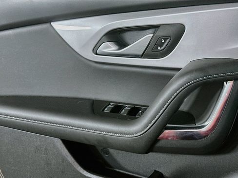 Used 2026 Chevrolet Blazer LT FWD image 15