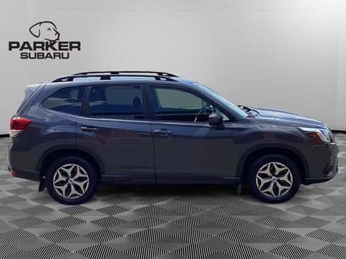 Used 2022 Subaru Forester Premium w/ Popular Package #3 AWD/4WD image 6