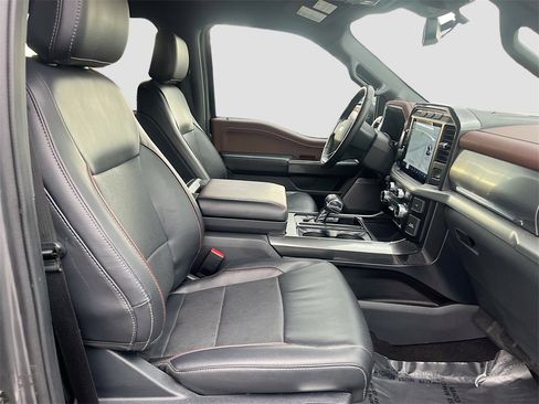 Used 2023 Ford F150 Lariat image 28