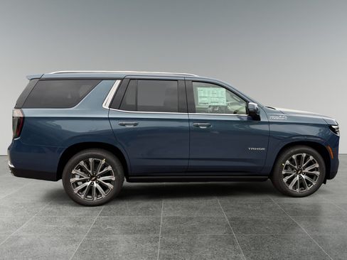 New 2026 Chevrolet Tahoe High Country AWD/4WD image 6