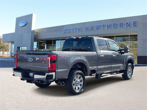 New 2026 Ford F250 Lariat w/ Chrome Package image 6