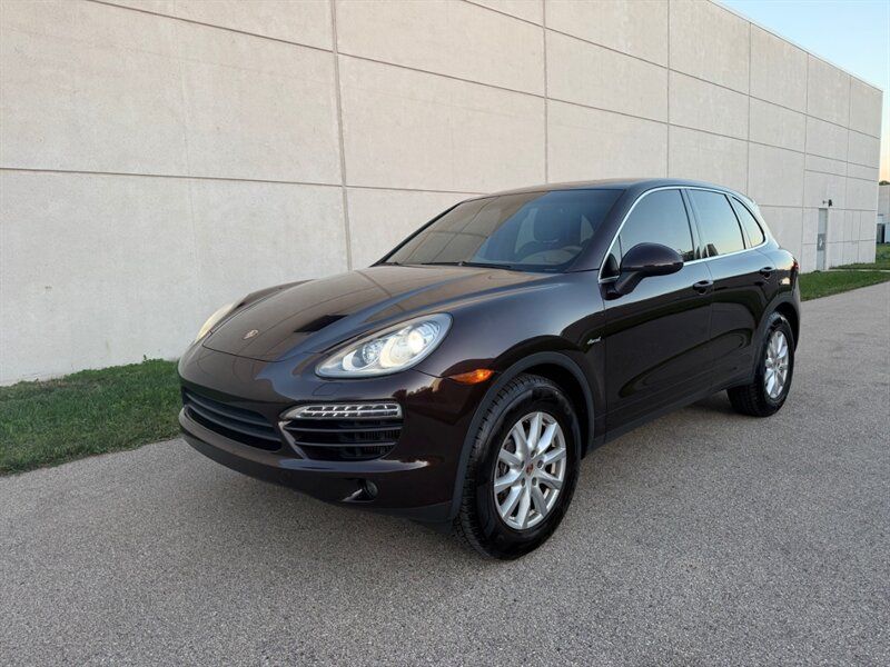 Used 2014 Porsche Cayenne Diesel AWD/4WD image 32