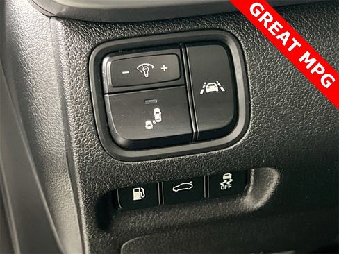 Certified 2020 Kia Optima LX image 11