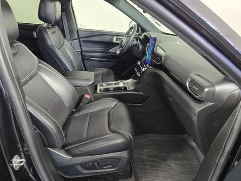 Used 2021 Ford Explorer ST w/ Equipment Group 401A AWD/4WD image 11