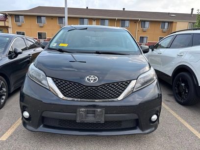 Used 2015 Toyota Sienna SE