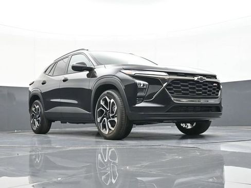 New 2026 Chevrolet Trax RS w/ Sunroof Package image 50