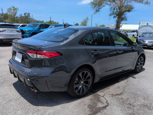 Used 2025 Toyota Corolla SE FWD image 5