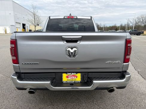 Used 2024 RAM 1500 Laramie AWD/4WD image 4