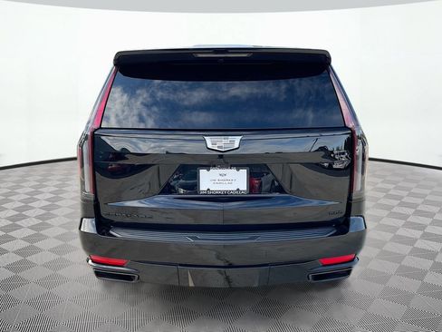 Used 2024 Cadillac Escalade ESV Sport w/ LPO, ONYX Package AWD/4WD image 7