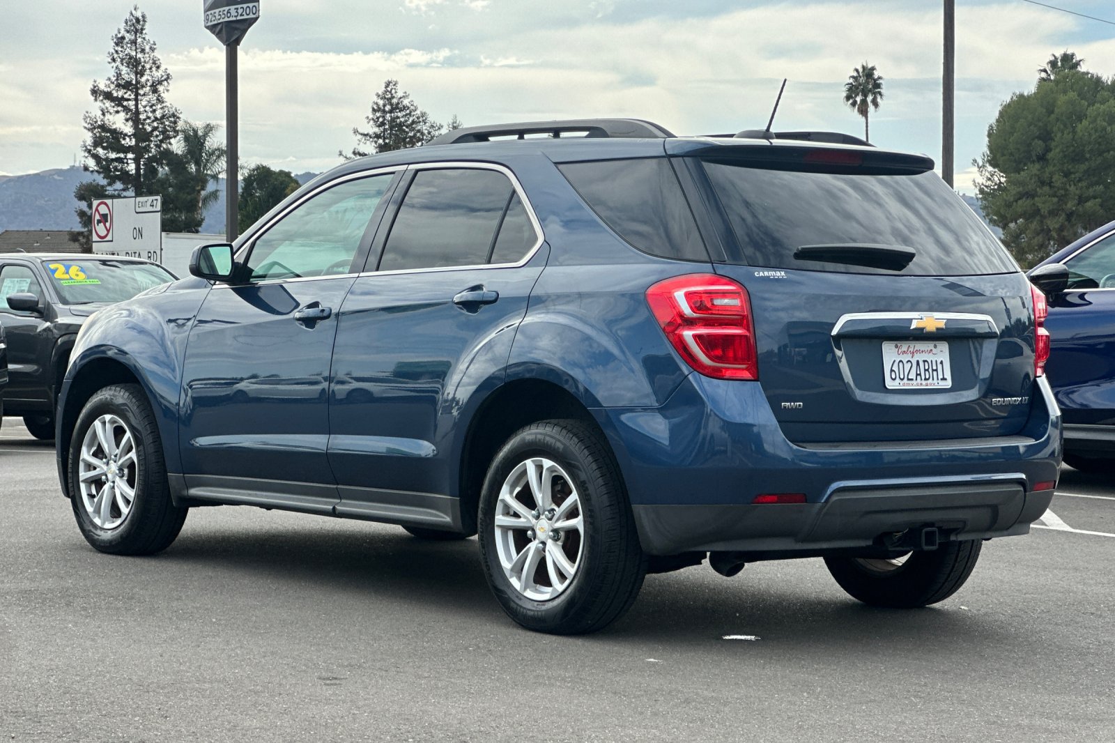 Used 2016 Chevrolet Equinox LT w/ Convenience Package AWD/4WD image 6