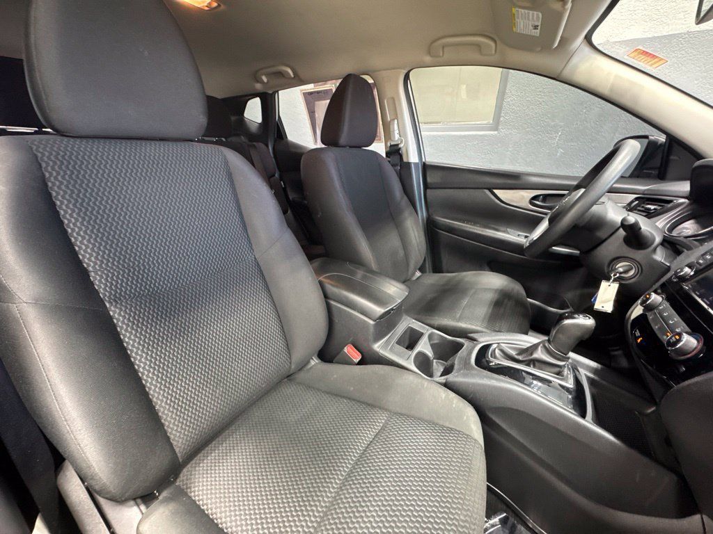 Used 2022 Nissan Rogue Sport S FWD image 27