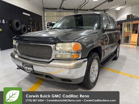 Used 2002 GMC Yukon SLT image 1