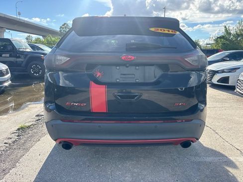 Used 2018 Ford Edge SEL FWD image 4