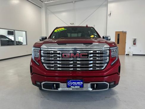 Used 2023 GMC Sierra 1500 Denali w/ Denali Reserve Package AWD/4WD image 3