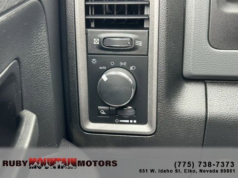 Used 2017 RAM 3500 Tradesman w/ Popular Equipment Group image 16