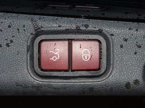 Used 2022 Mercedes-Benz E 350 Sedan image 10