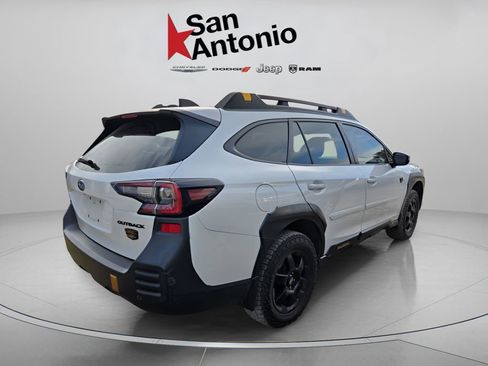 Used 2022 Subaru Outback Wilderness image 8